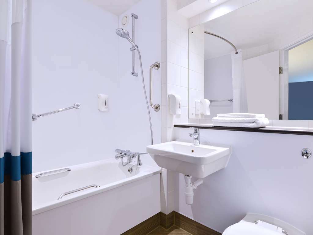 Ibis Budget London Heathrow Central Cranford Habitación foto